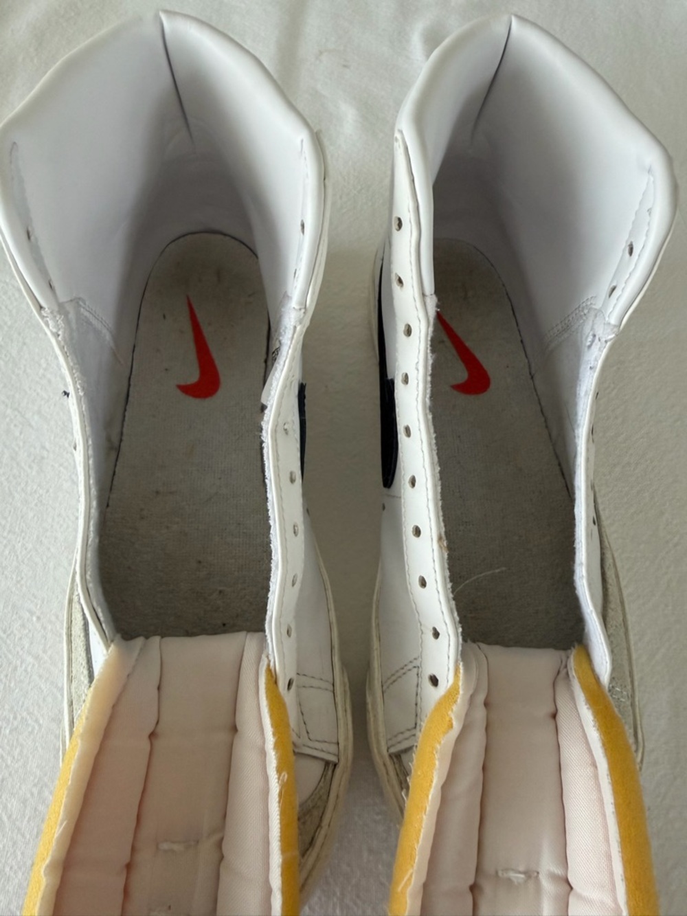 Women’s Nike Blazer 7.5 - Picture 8 of 9